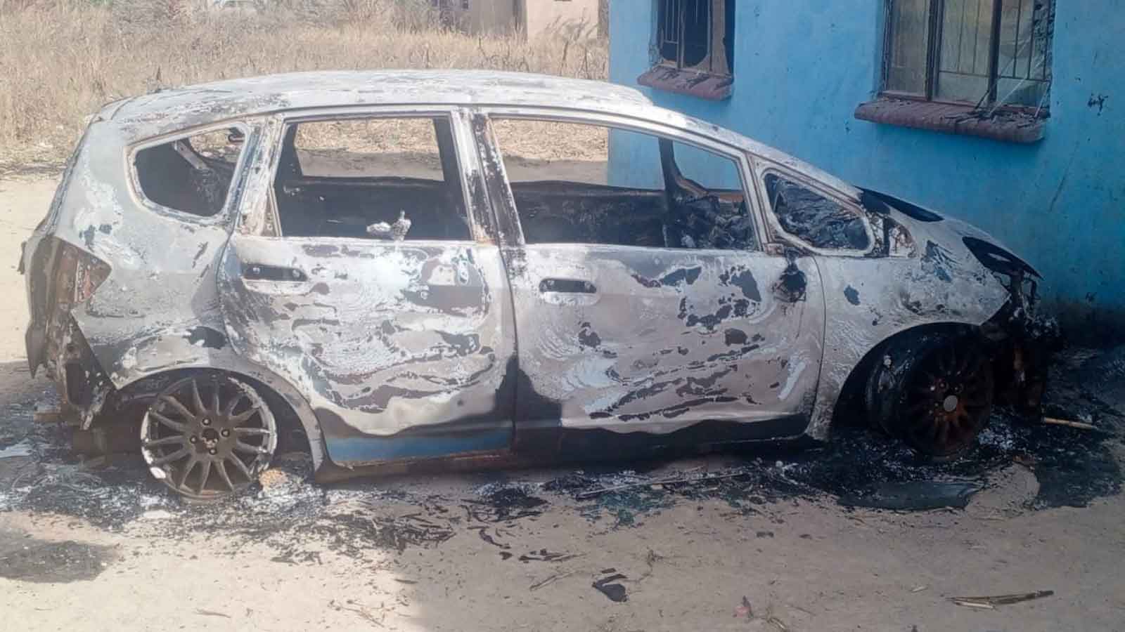 MAN SETS RENTED HOUSE, WIFE’S CAR ON FIRE AFTER AN UGLY ROW OVER US$1K