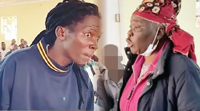 Umama lendodana baxabana ngelifa lensimu