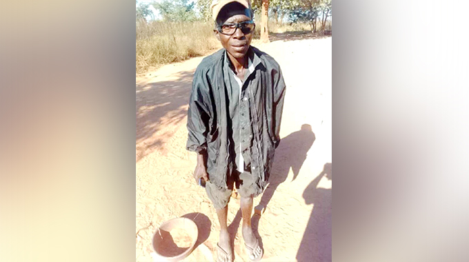 ‘ISESIHOGWENI INDODA ENGASELASITHO SANGASESE’. . . Itshiywa ngumfazi labantwana