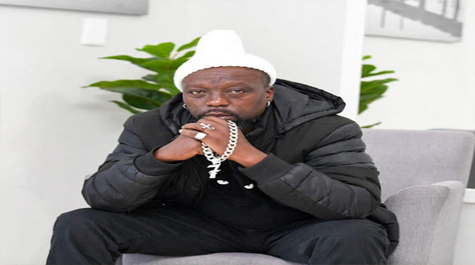 ‘True artistes never retire!’
