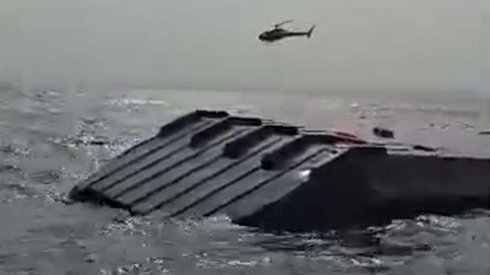 Lake Kariba ferry hits strong wave, fears high for the safety of passengers