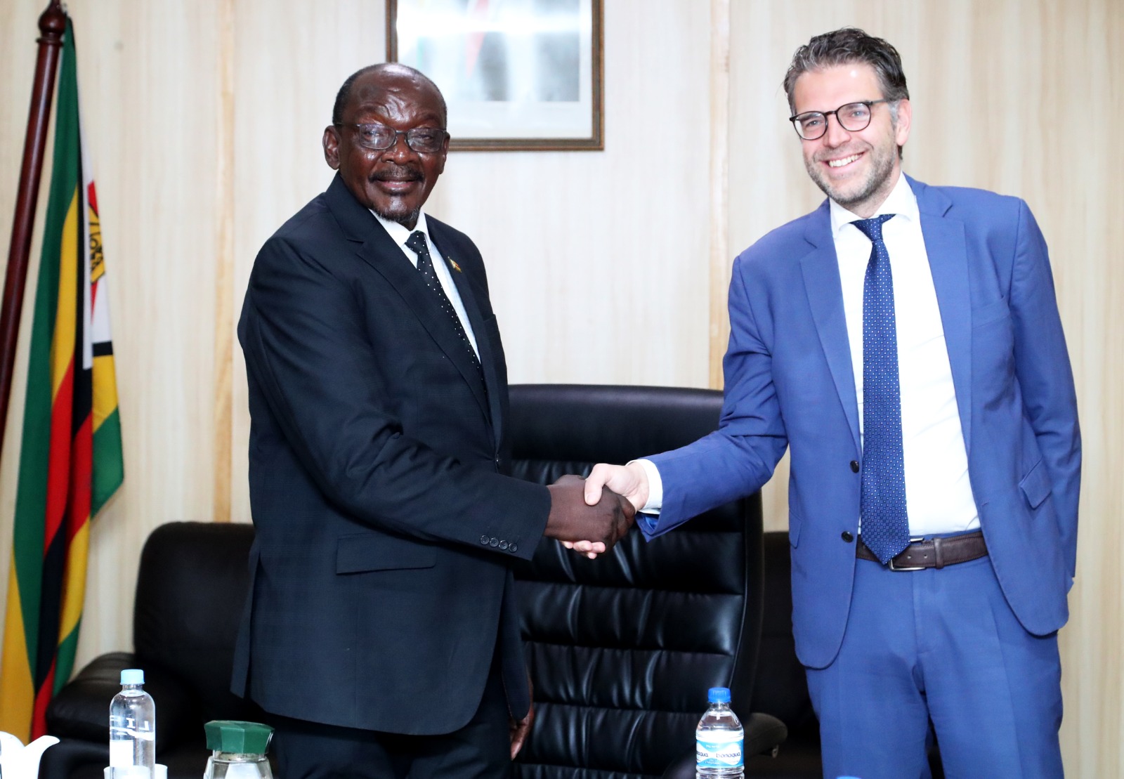 Netherlands Ambassador, VP Mohadi discuss bilateral cooperation and investment opportunities