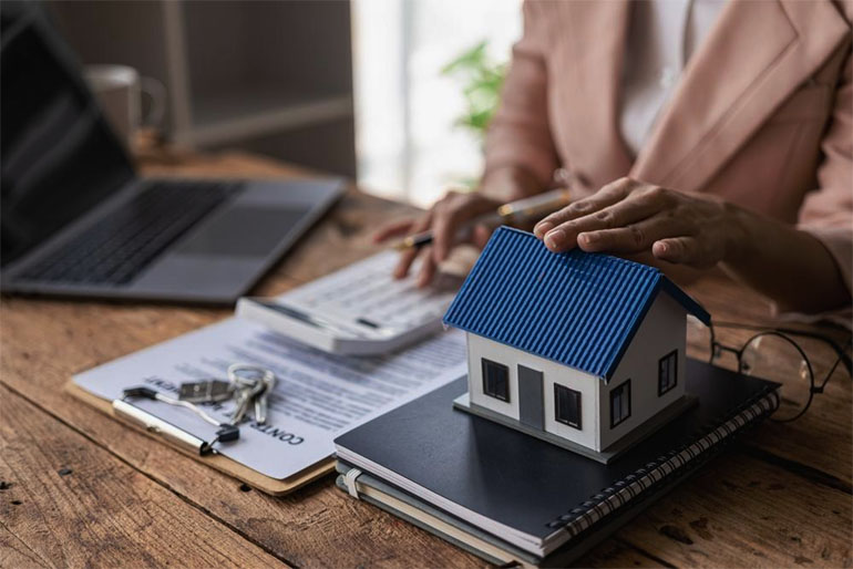 50 bogus estate agents target home buyers