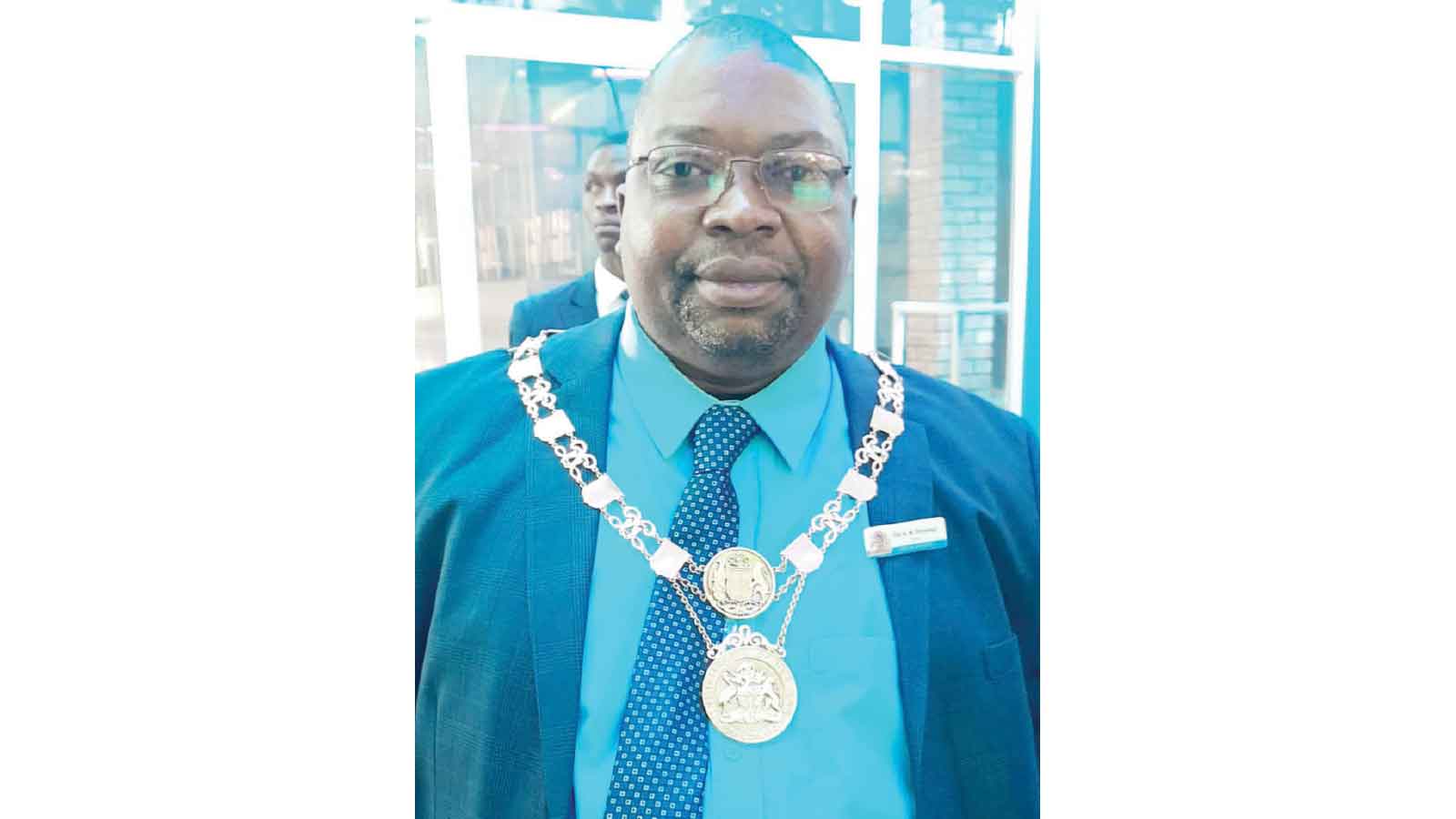DRUNKEN MAN, WHO WAS DUMPED AT A CITY DUMPSITE, ENDED UP BEING MISTAKEN AS A DEAD MAN
