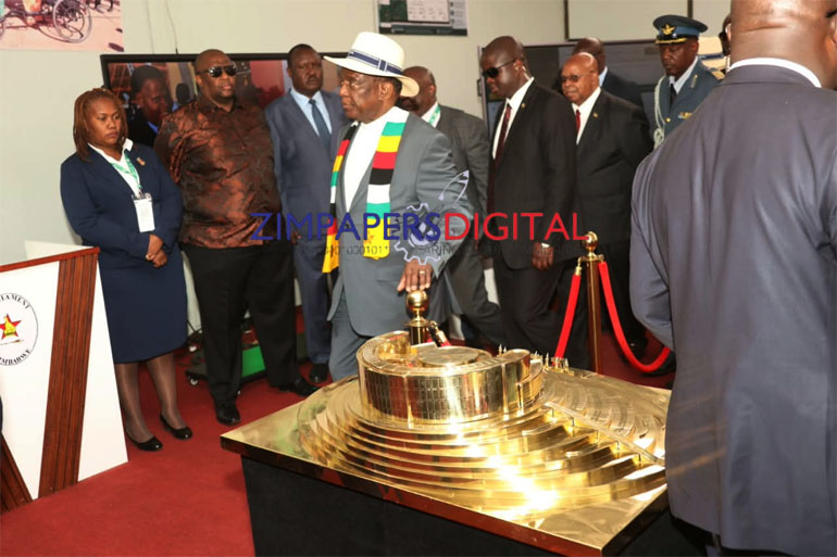 President Mnangagwa tours exhibition stands at the Zimbabwe Agricultural Show