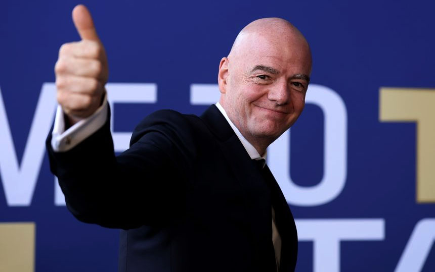 FIFA leaders back under-fire Infantino