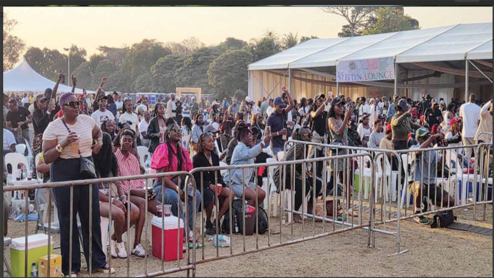 TAKURA HITS THE RIGHT NOTES  WHILE UPCOMING ARTIST DELIGHT  HUNGWE MAKES A BIG IMPRESSION