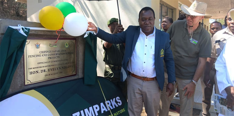US$382 643 conservation projects commissioned