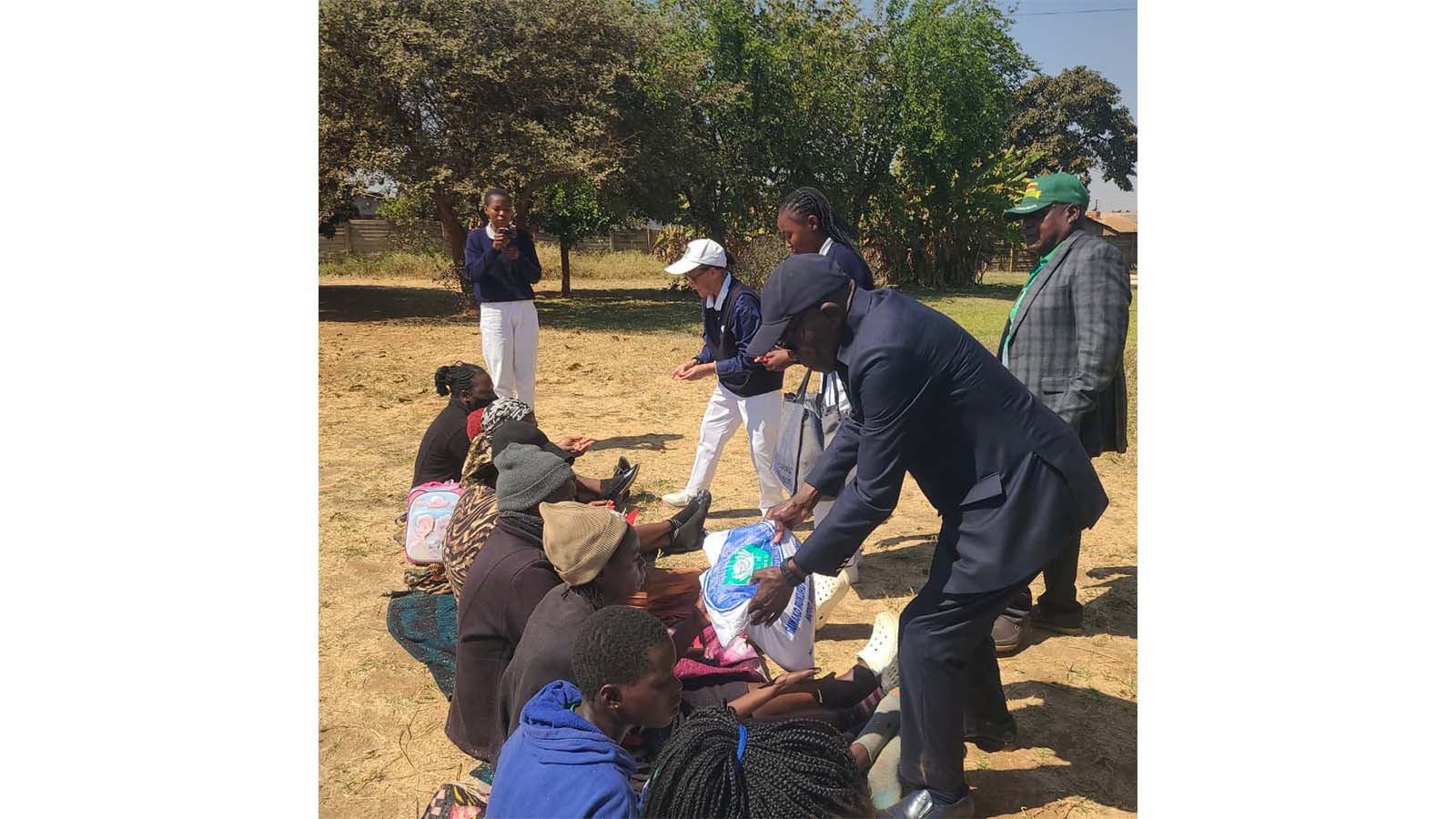 Government partners Tzu Chi to deliver rice aid to vulnerable families in Kuwadzana