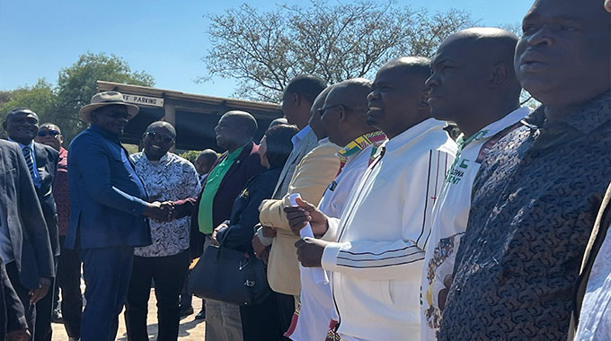 VP Mohadi arrives for Zanu PF conference fundraising luncheon