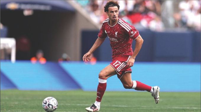 Inter agree £30m deal for Liverpool’s Jones
