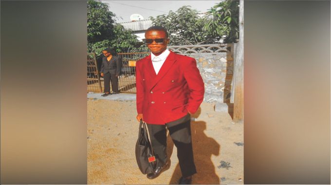 ‘ZAMA UKULUNGA’…Teacher turns class clown into TikTok star