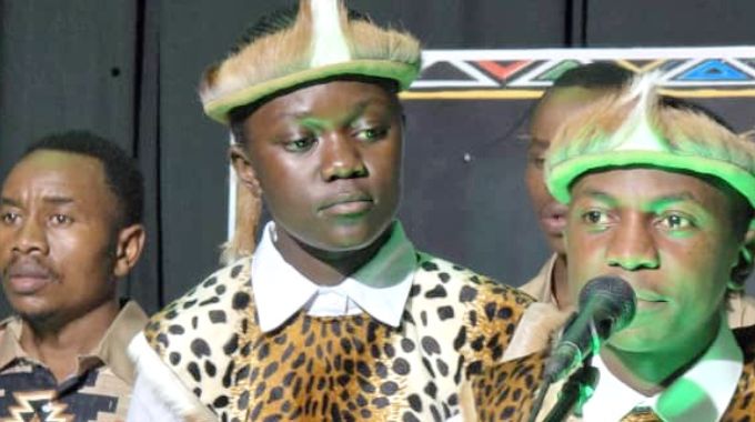 Kukhunjulwa uMoyoxide ngenkondlo