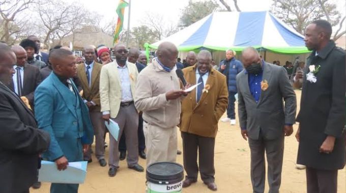 Safari operator boosts Bulilima development with US$20 000 building materials