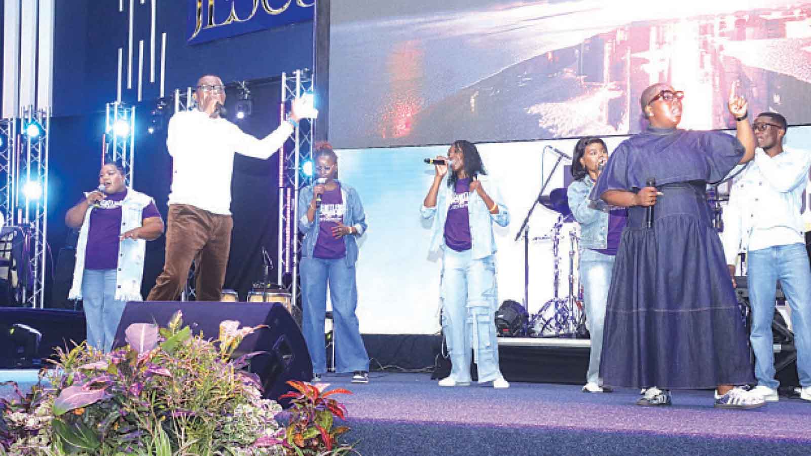 Relentless Worship draws crowds