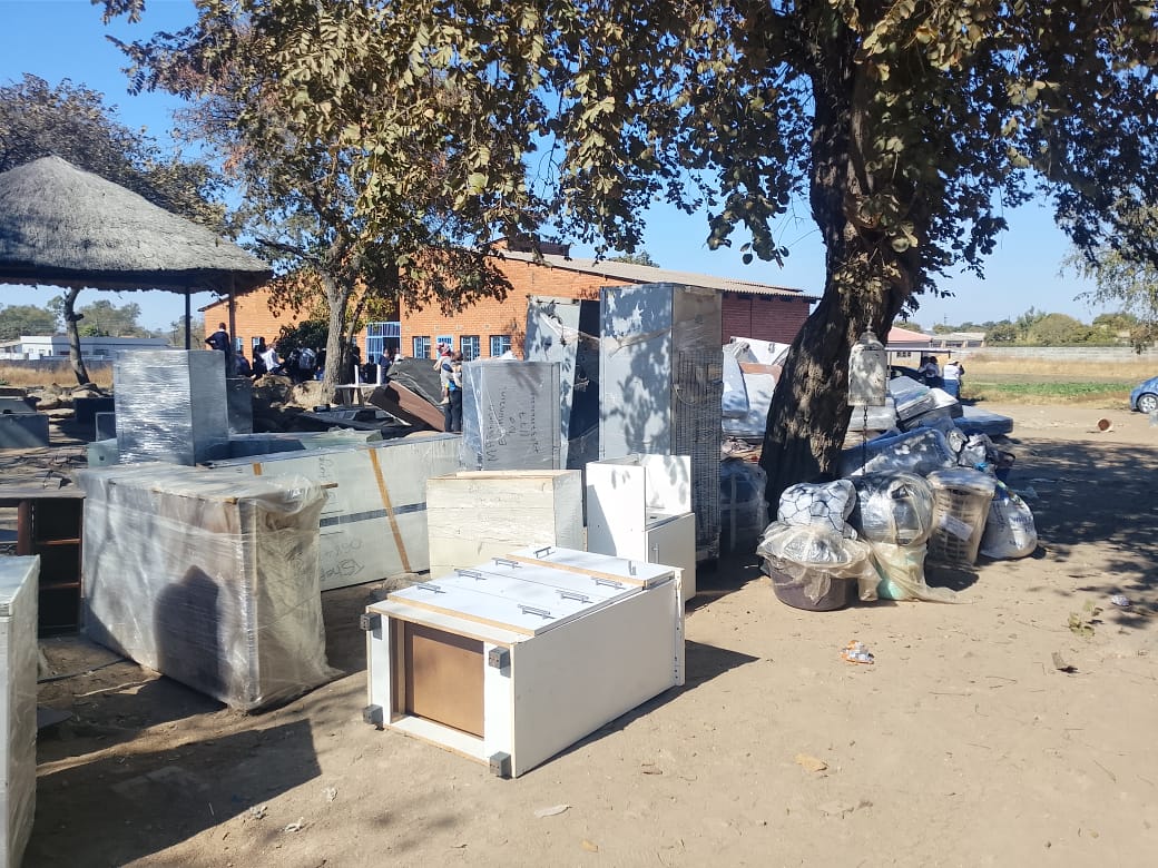 Government delivers household goods for returning Zimbabweans