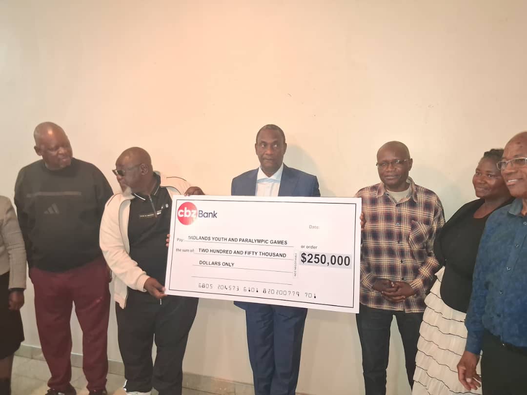 Ncube hands over US$250k to Team Midlands