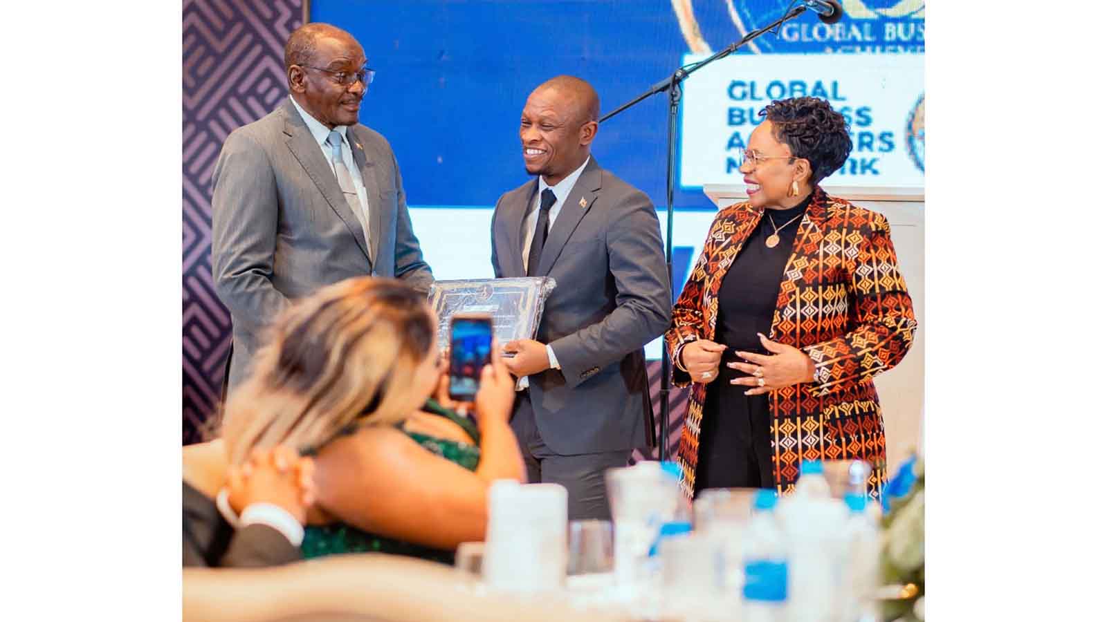 Zimbabwe’s AI visionary honoured with Global Platinum Award