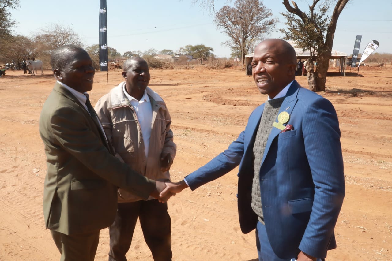 Zinara donates 5 000 litres of fuel to Tsholotsho road rehabilitation initiative