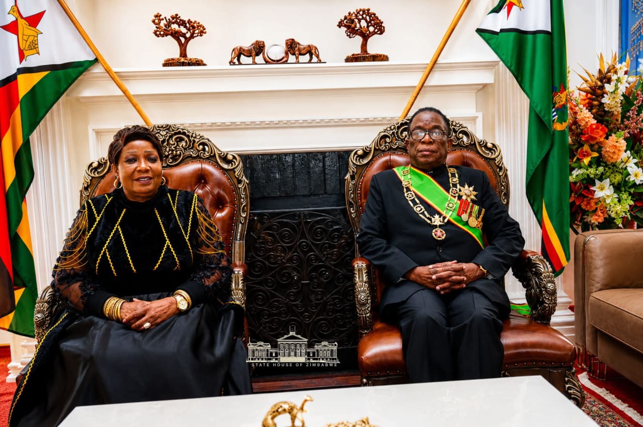 ‘Singakhohlwa’: UMongameli Mnangagwa uhlonipha amaqhawe alwela ilizwe