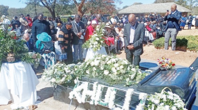 Bulawayo remembers first black Town Clerk Dr Ndubiwa