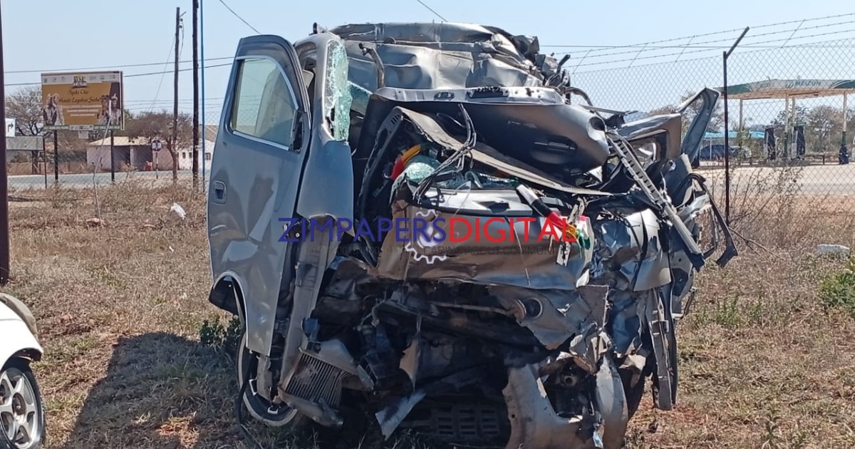 Highlanders supporters’ accident vehicles removed from crash site