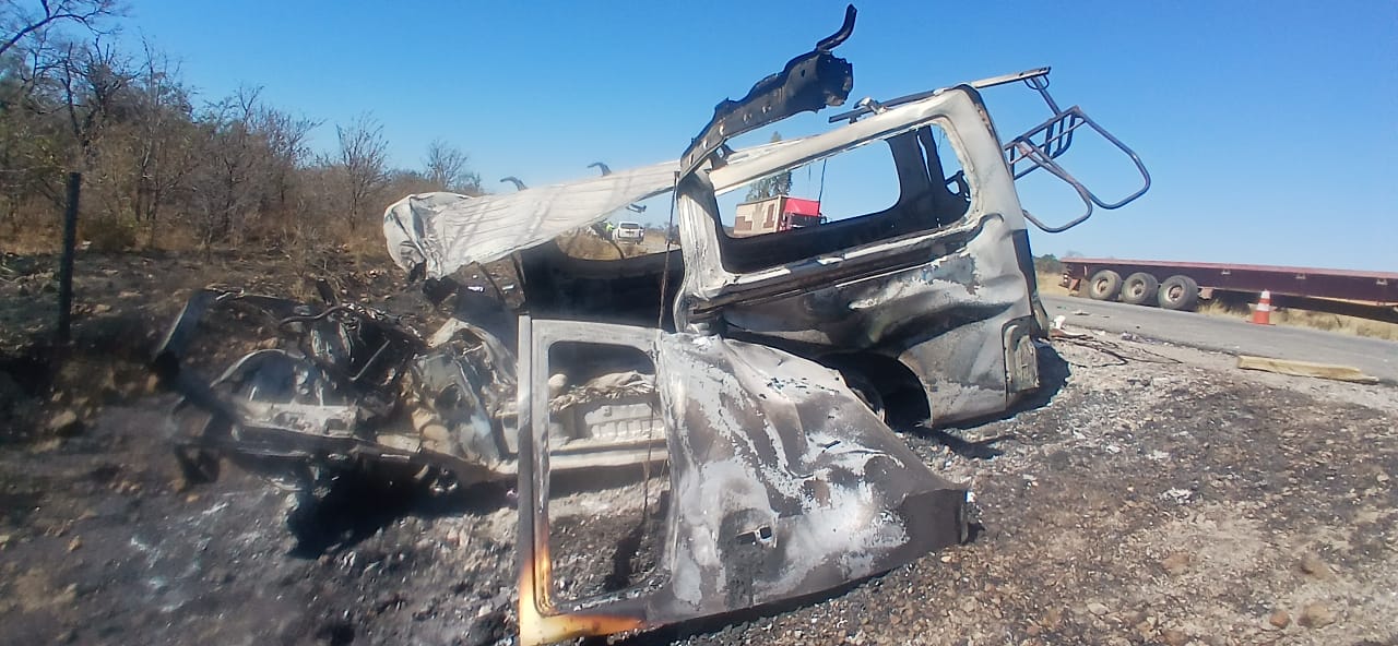 BREAKING: 27 people die in horror crash along the Harare-Masvingo highway