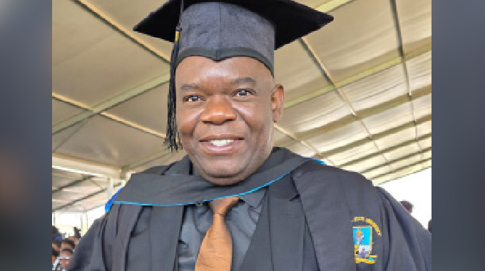 13 degrees and still counting, Gweru’s bookworm senior police officer