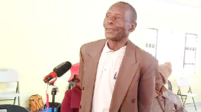 Ukufa komntwana kubangela ingxabano yokutshiswa kwezindlu