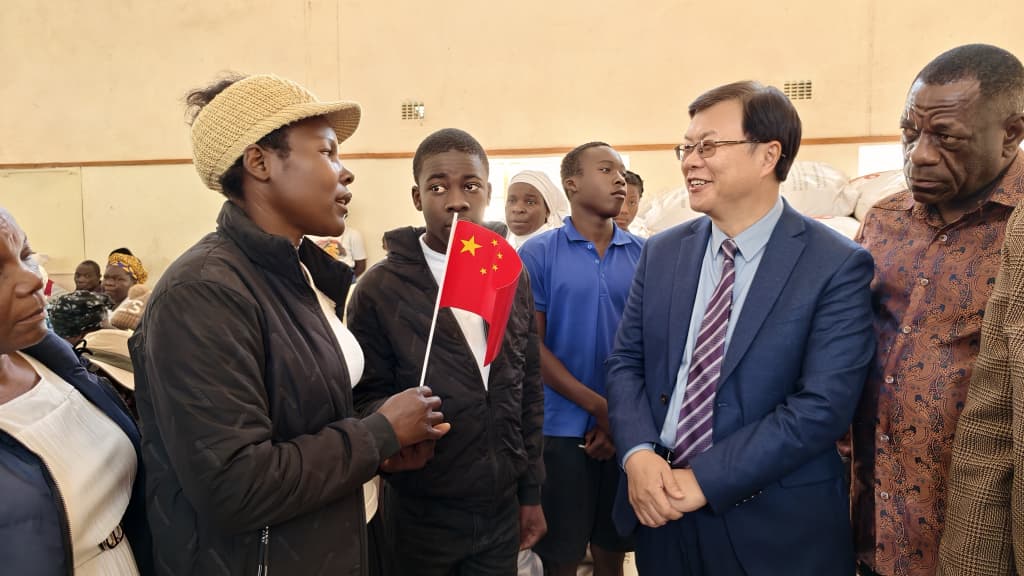 China’s rice donation brings relief to vulnerable Epworth families, returnees