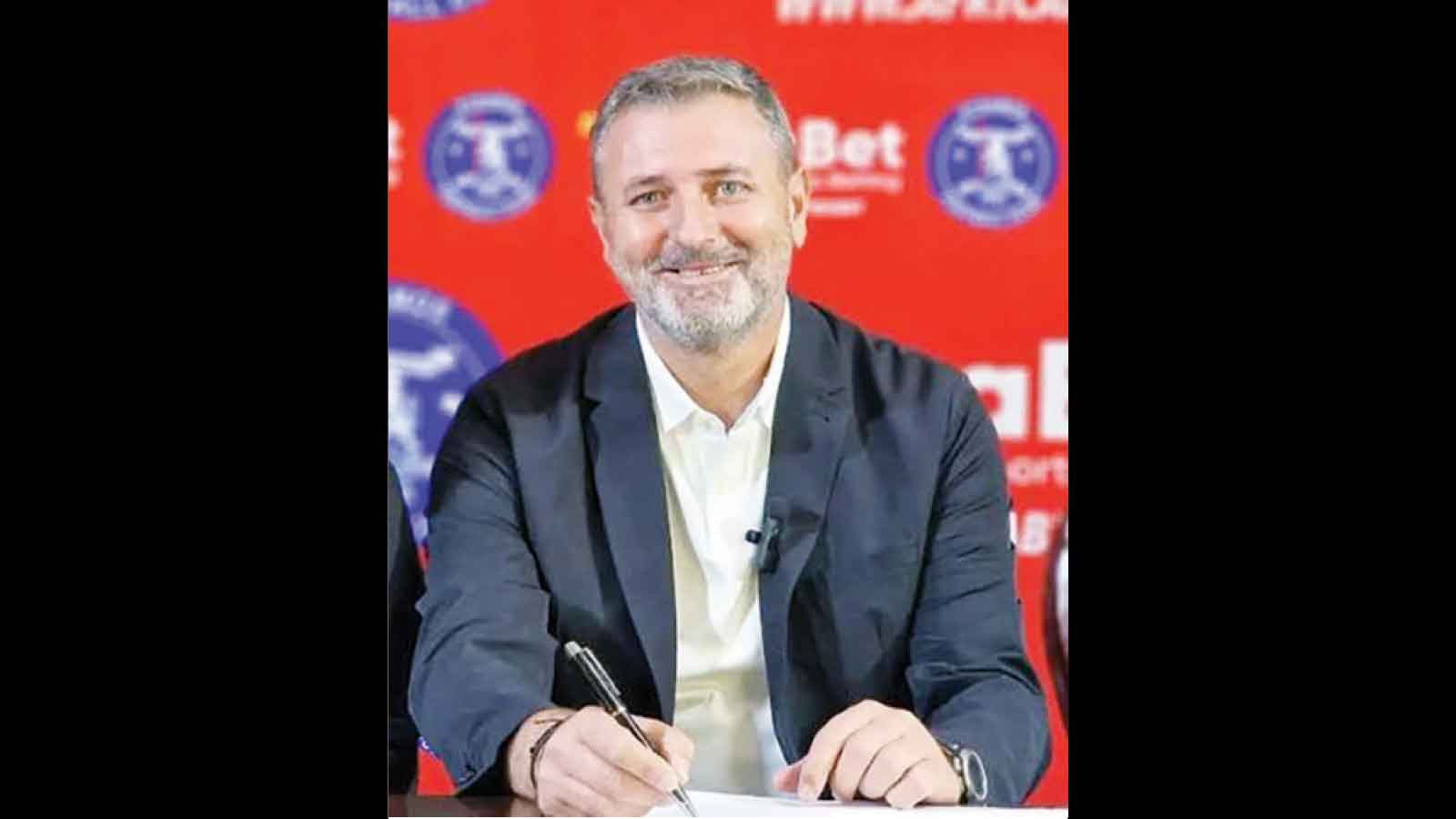 CIOABA FLIES BACK INTO CHAOS . . . DeMbare coach returns to Mutasa fallout and club boardroom turmoil
