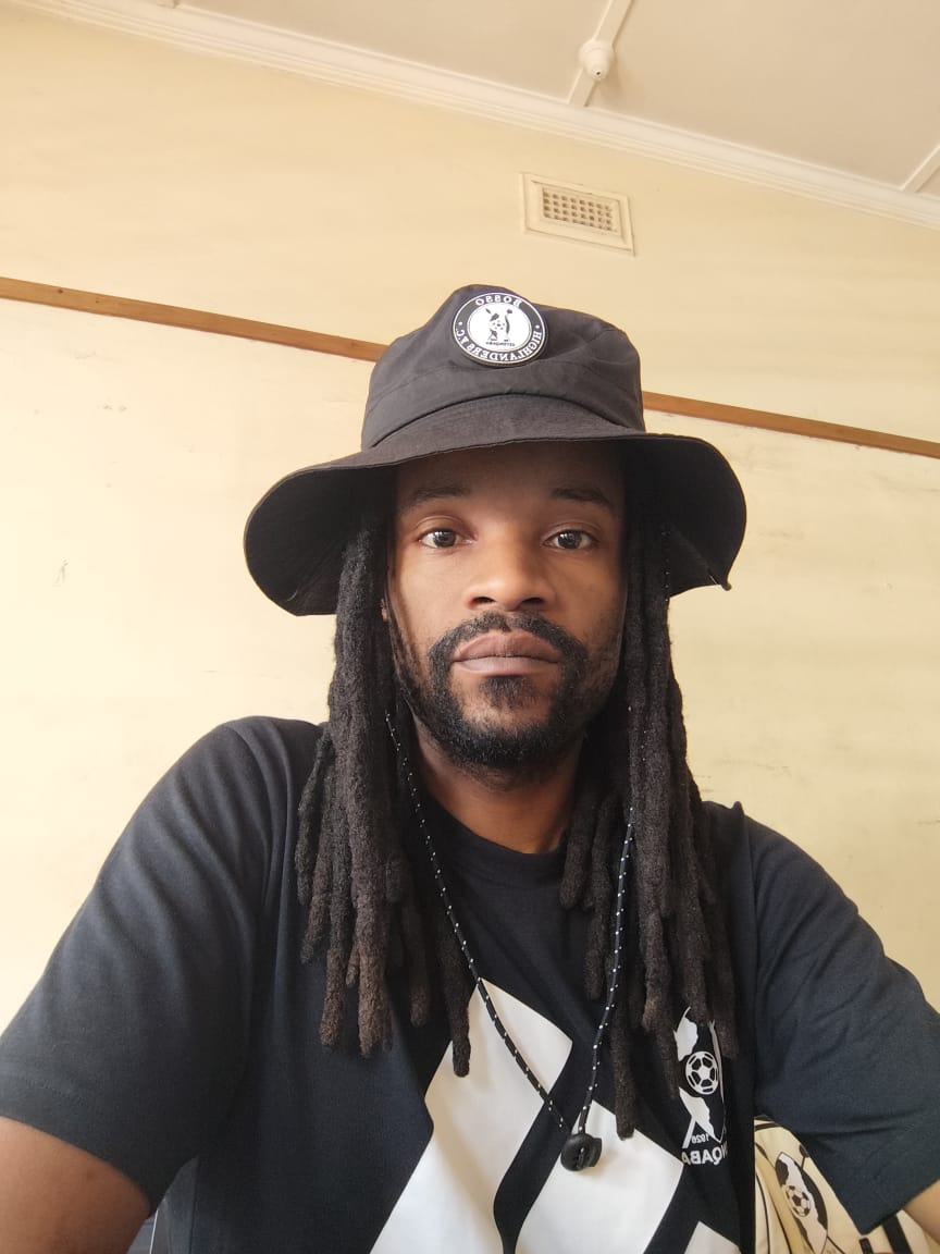 Uphunyuka emlonyeni wengwenya uDenzil