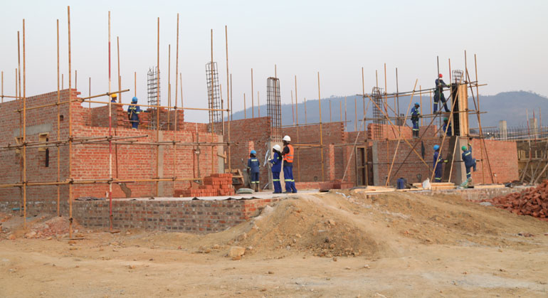 The dry port is expected to accelerate customs processing, shorten transit times for imports and exports, lower logistics costs, improve cargo security, attract investment in warehousing and distribution, and stimulate economic activity throughout Manicaland and beyond