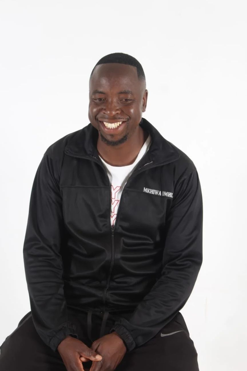 Mkhiwa Omhle broadens his sound