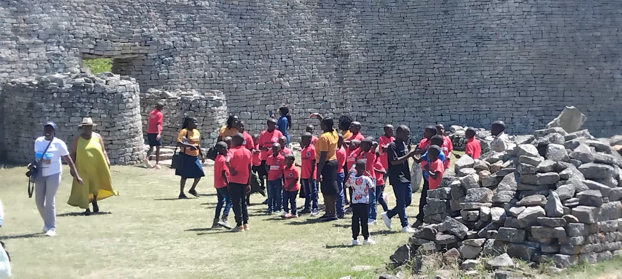Great Zimbabwe draws hordes of local, foreign tourists