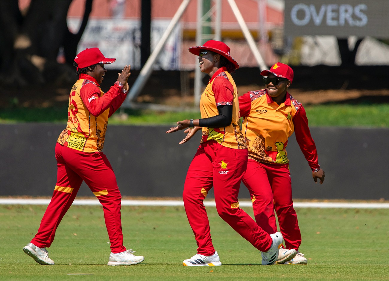 Proteas Women post 164/6 for Lady Chevrons to chase