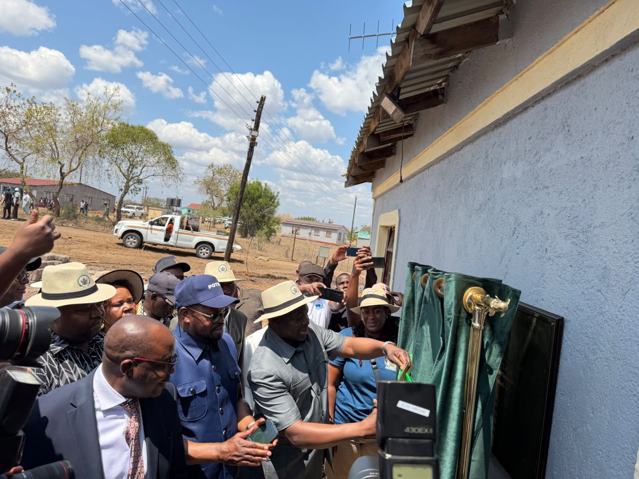 Ndau FM Community Radio Station officially commissioned