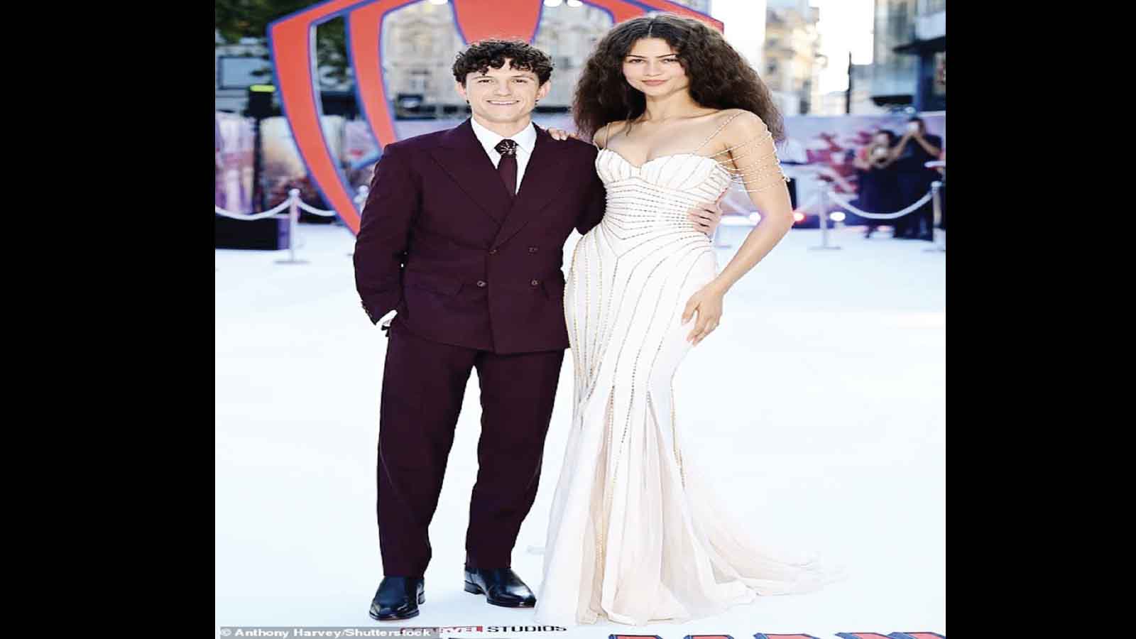 Rise zendaya rise!. . .Hollywood has a new megastar and she’s only starting