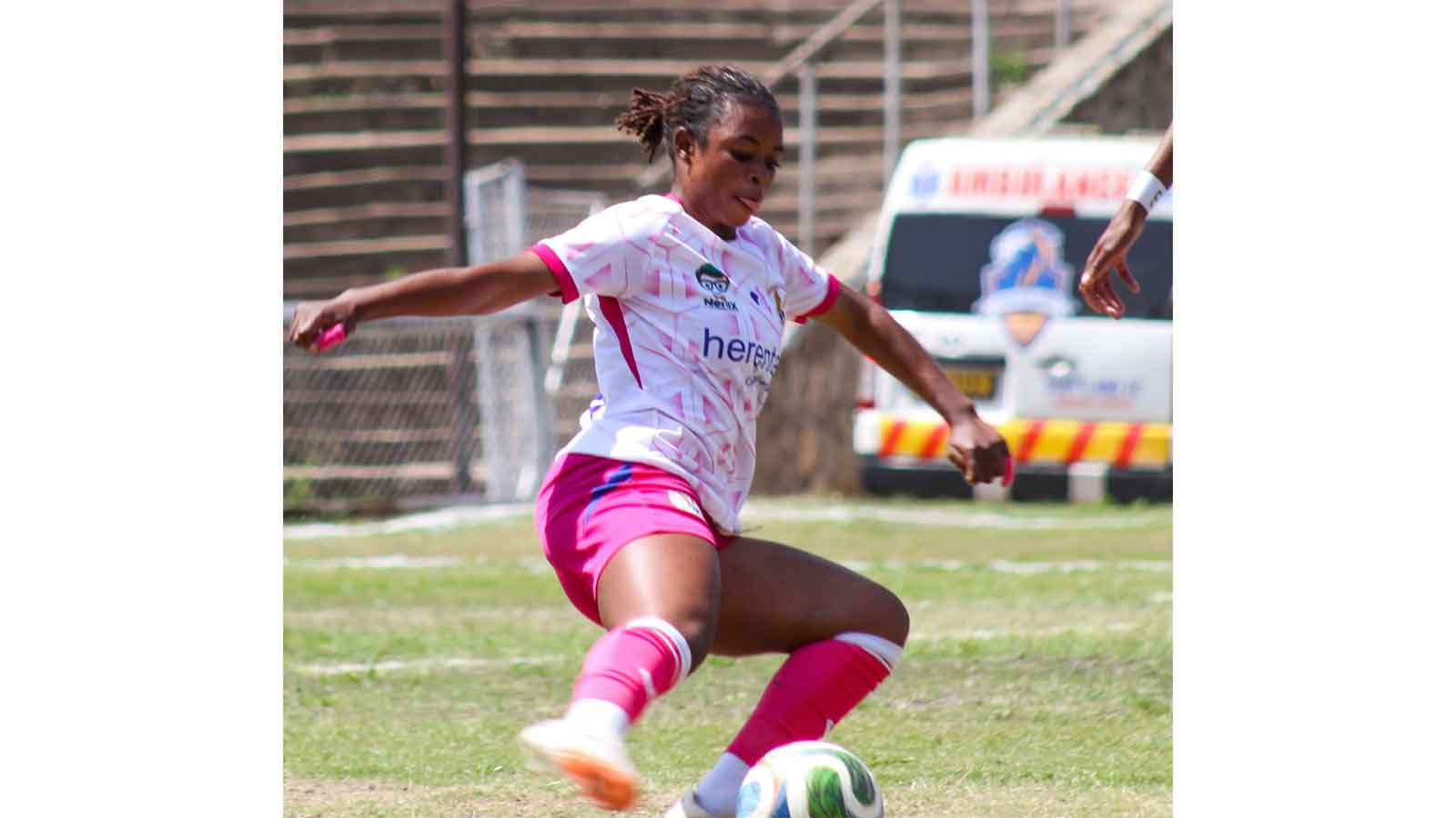 Herentals Queens go three points clear