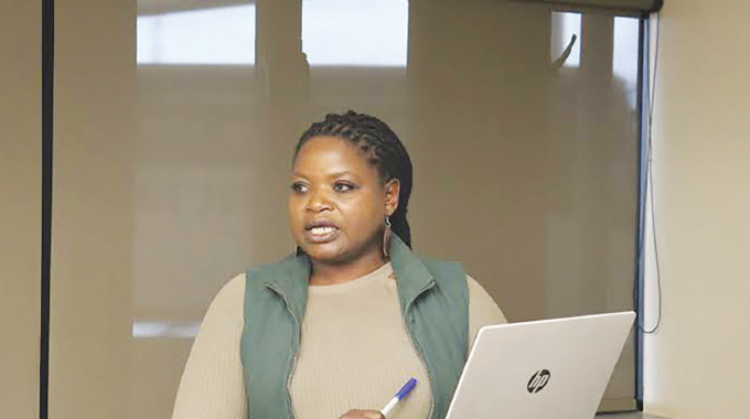 Skills audit targets 65 455 Zimbabweans returning from South Africa