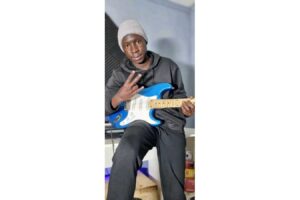 Mwana waTedious Matsito otevedza matsimba ababa