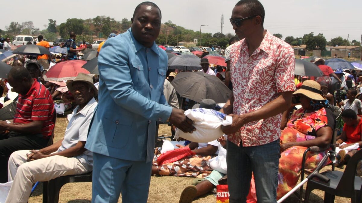 Philanthropist Dr Mhishi donates food to the needy in Kambuzuma