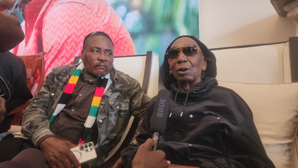 Mapfumo at Chivayo residence