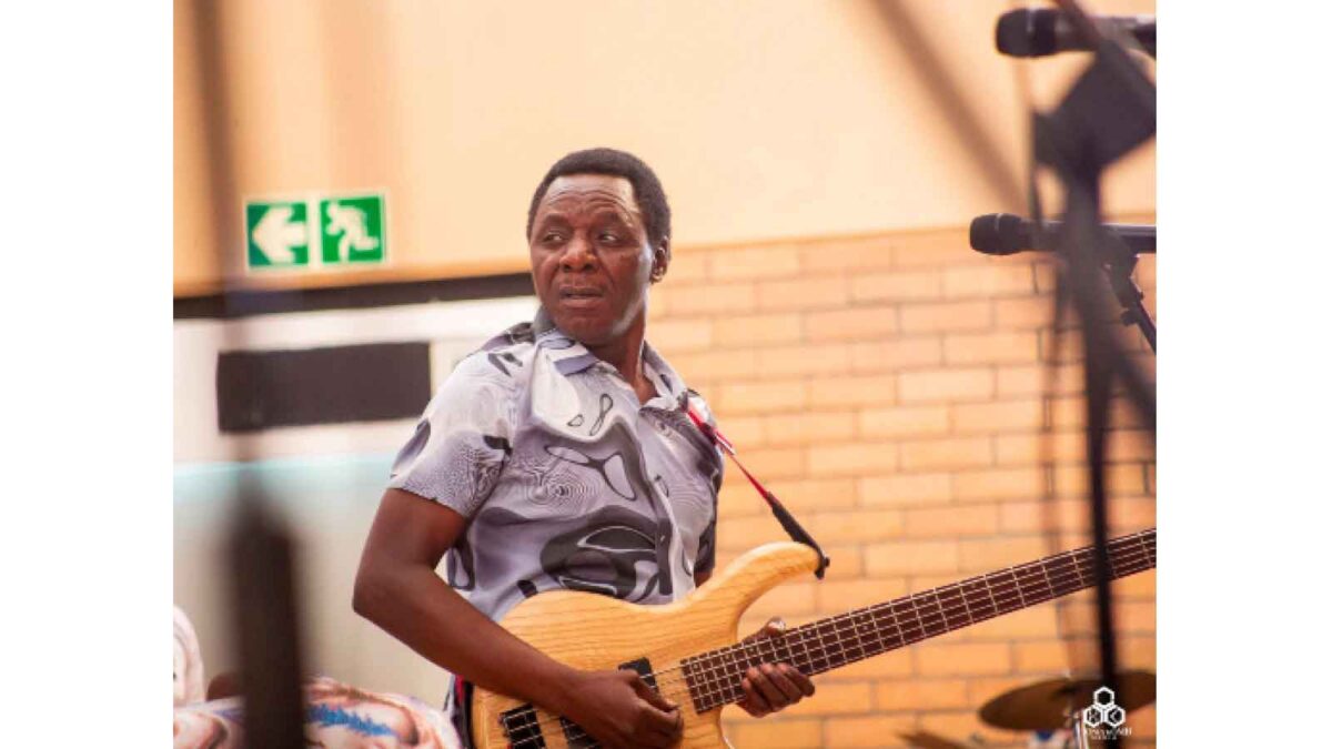 MACHESO TURNS SOCIAL MEDIA JOKES INTO STAGE GOLD DUST