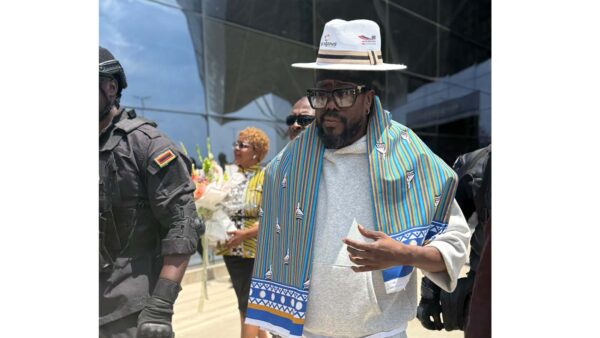 Beenie Man lands in Zimbabwe