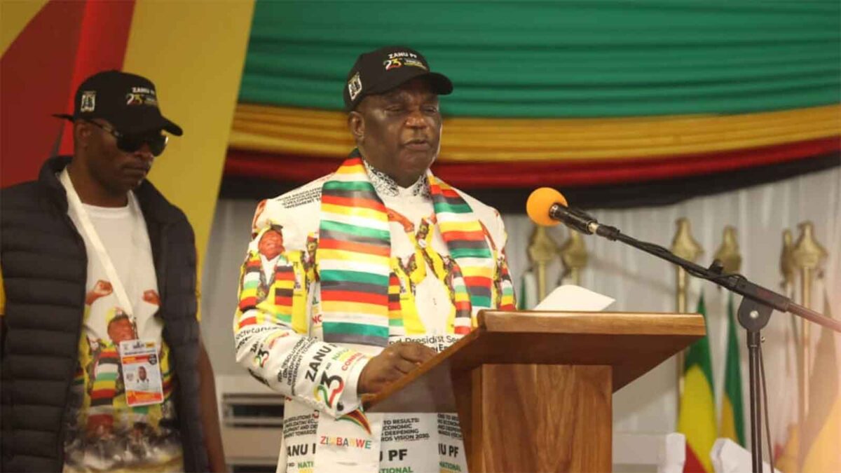 VP Chiwenga pays tribute to Chinhoyi Seven
