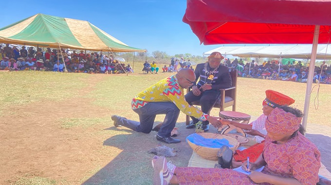 Headman Macebo officially installed in Bulilima