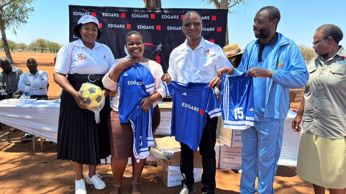 Edgars donates US$2 500 sports kits to Beitbridge school