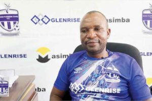 10-man Ngezi hold DeMbare . . . as FC Platinum run riot