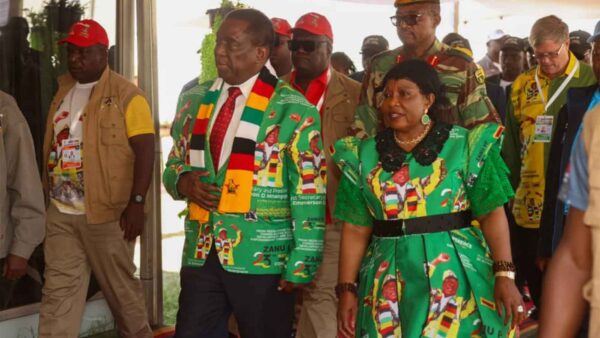 NEW: President Mnangagwa arrives in Chinhoyi ahead of packed programme